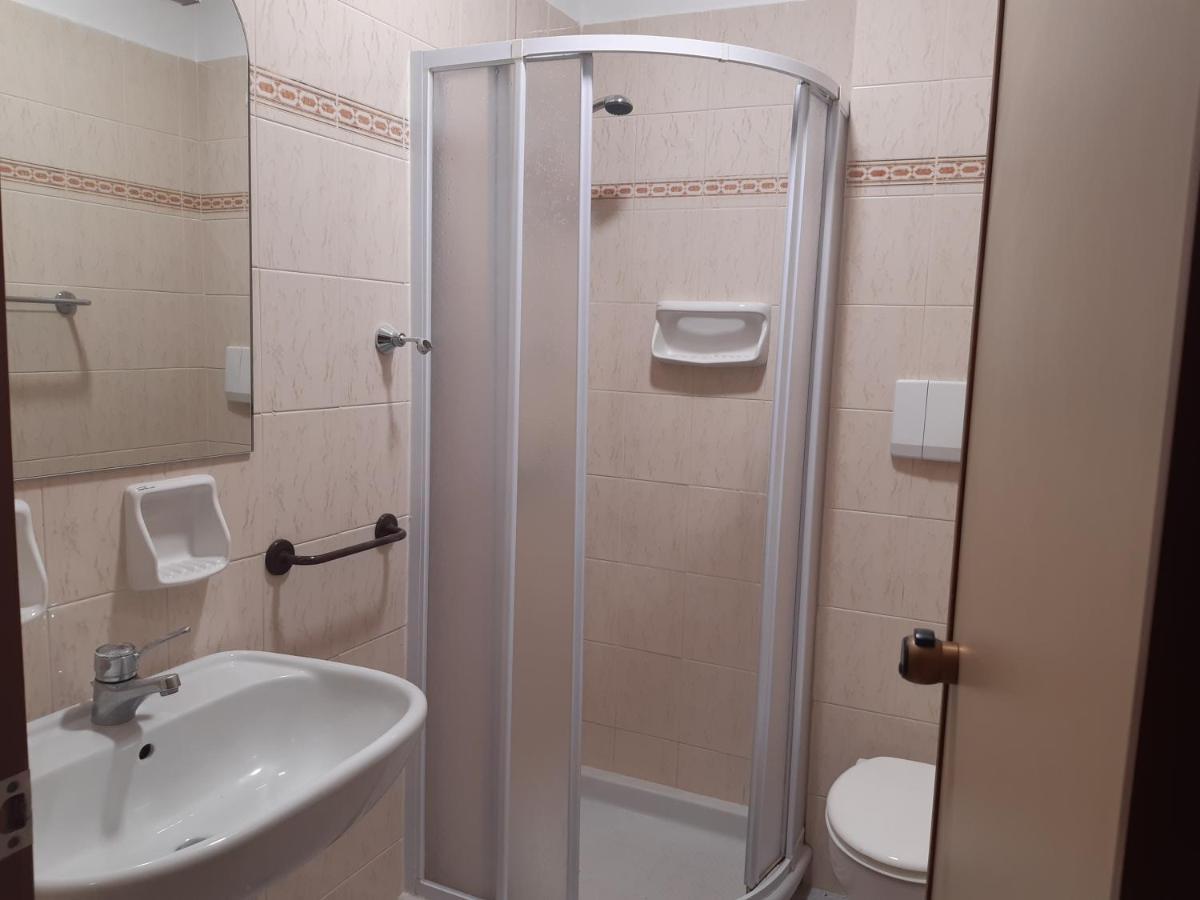 Suore Concezioniste Missionarie - Carmen Salles Roma Bed & Breakfast エクステリア 写真