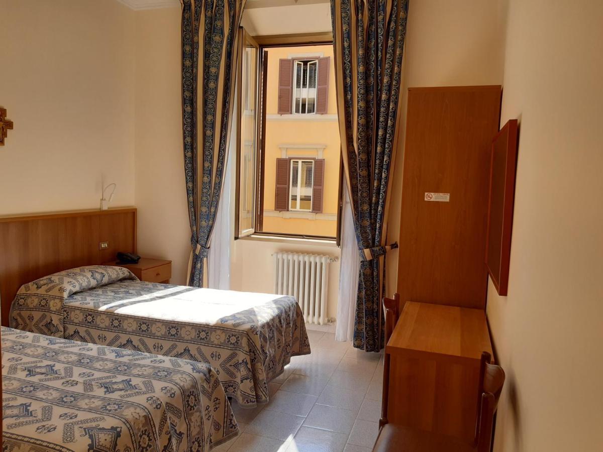Suore Concezioniste Missionarie - Carmen Salles Roma Bed & Breakfast エクステリア 写真